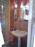 Le cabinet de toilette (lavabo, douche, wc)